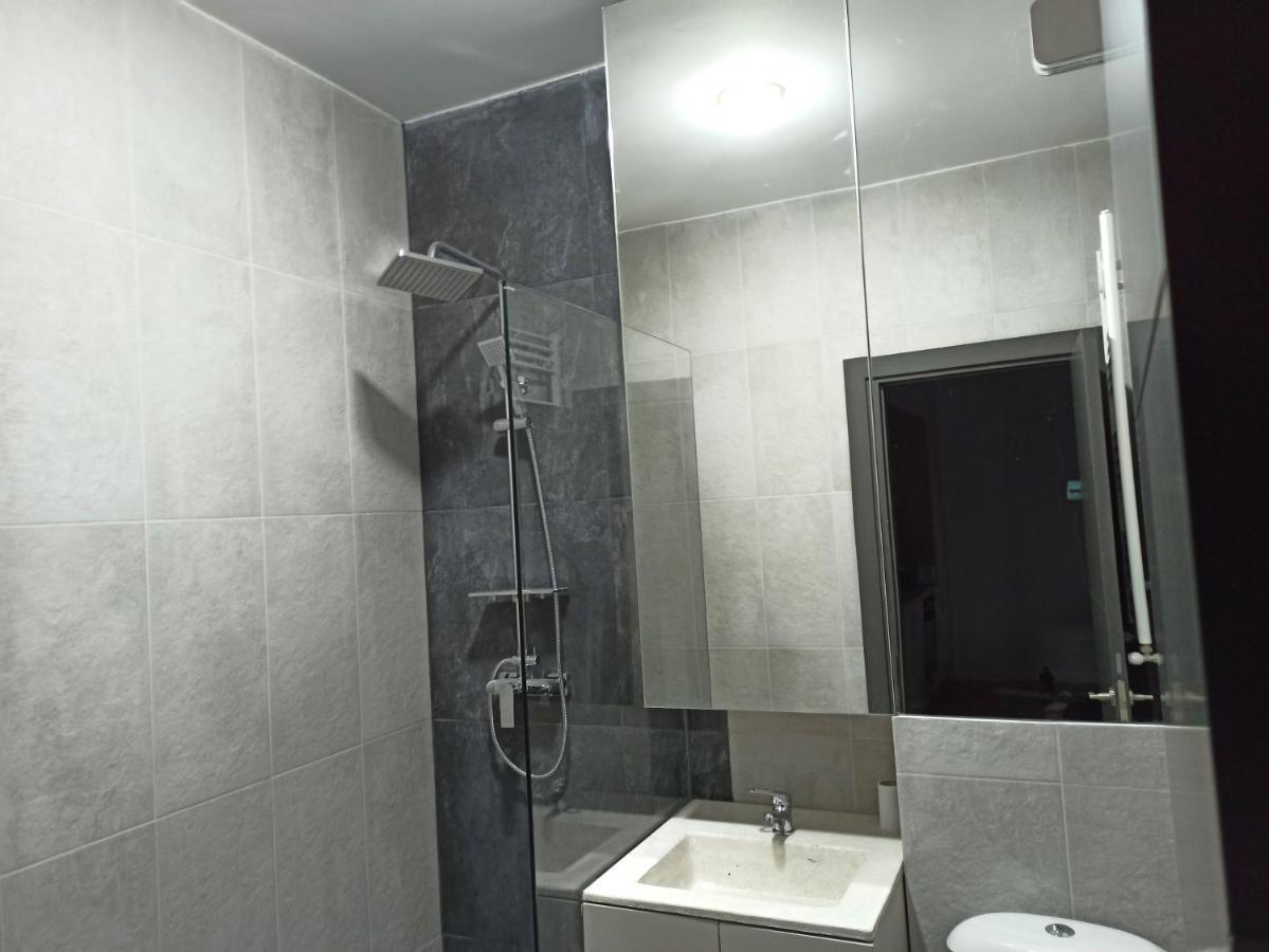 Stylish, Modern 2 Rooms Flat With Panoramic View, Near Presidential Palace Bukarest Eksteriør billede